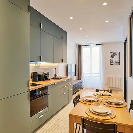 Charming Apartment-bastille-le Marais شقة *